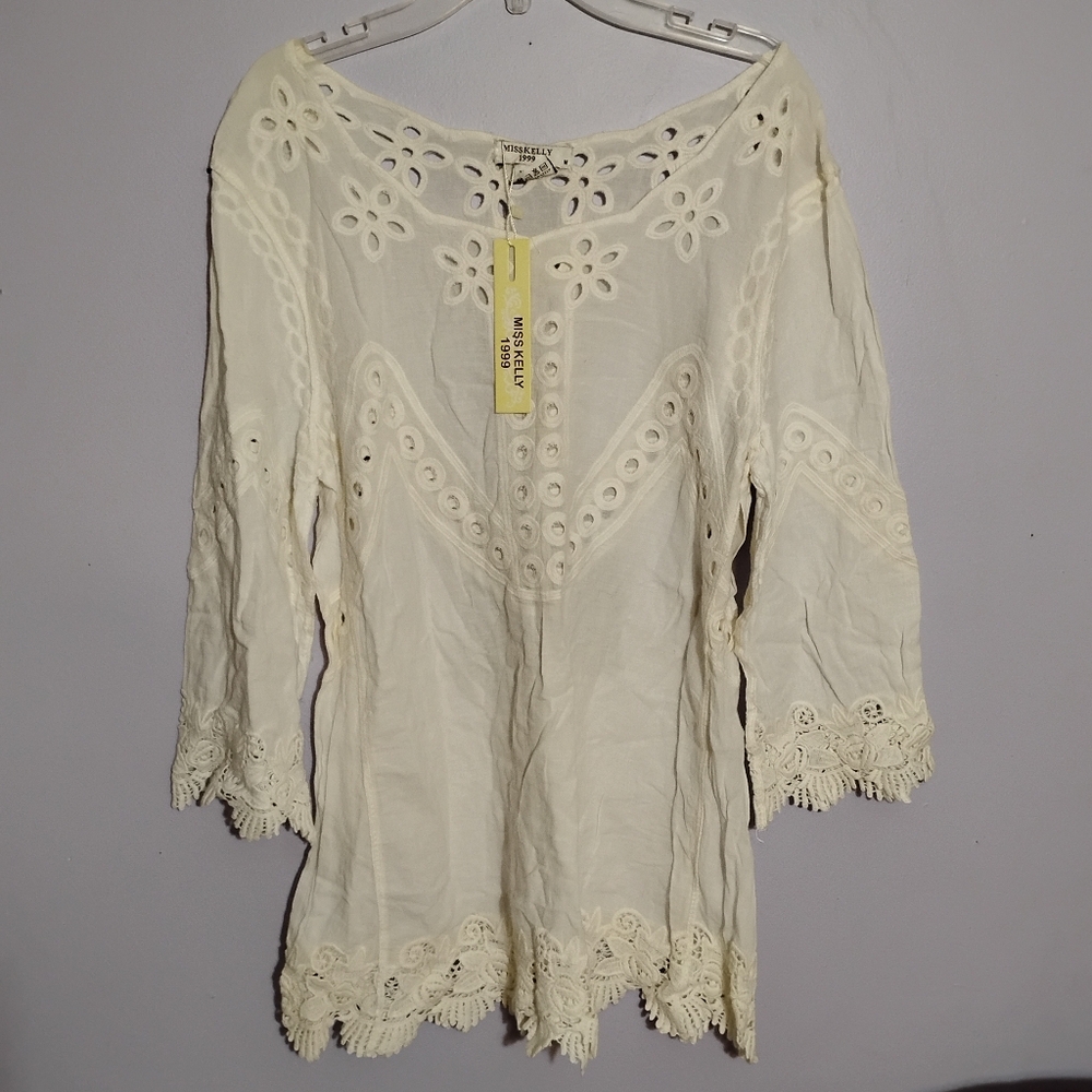•NWT• Miss Kelly White Embellished Blouse with Relaxed Three-Quarter Sleeves